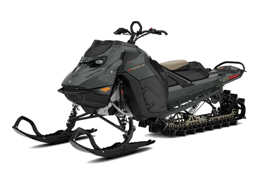 Снегоход Ski-Doo Summit X зелёный