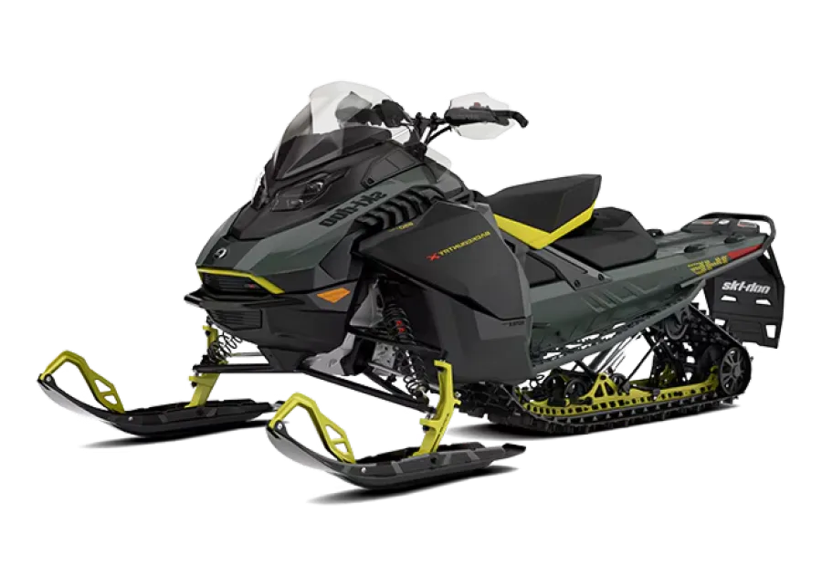 Снегоход Ski-Doo Backcountry X зелёный
